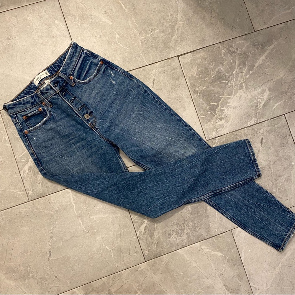 Abercrombie The Skinny High Rise (Curve Love) Jeans